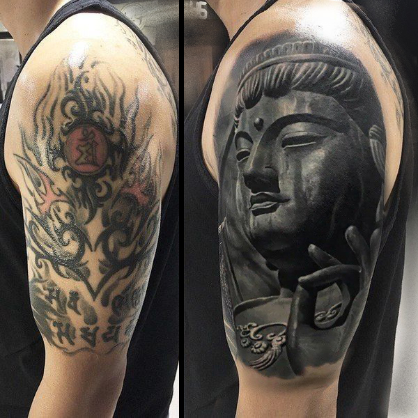 Überdecken alter Tätowierungen mit Coverup Tattoos in Bünde bei Papa Micha von der Tattooinsel