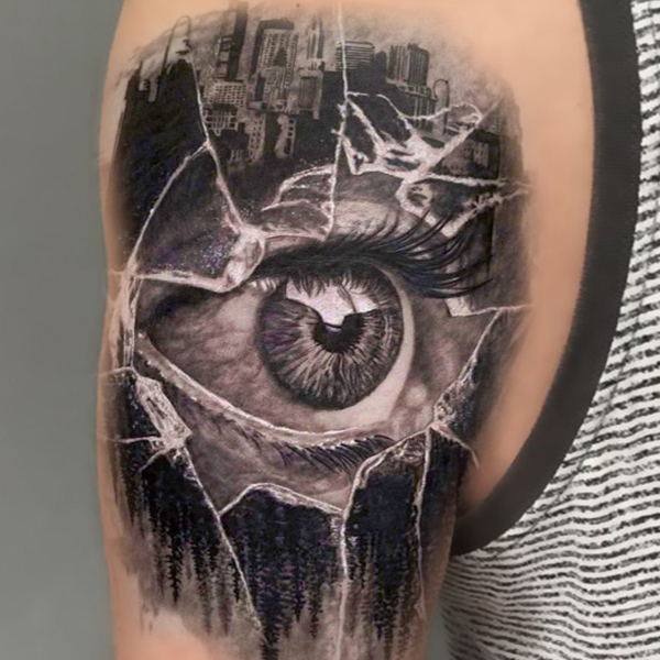 black and grey realistic tattoos von papa micha aus der Tattooinsel in Spenge